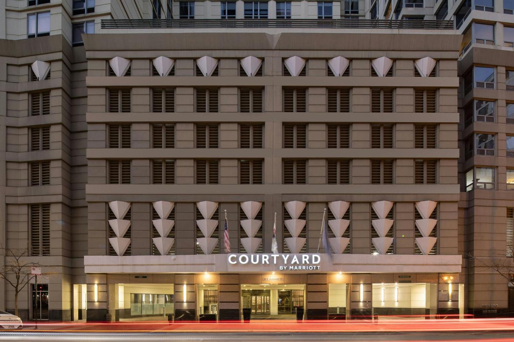 คอร์ตยาร์ด ชิคาโก ดาวน์ทาวน์/ริเวอร์ นอร์ท Hotel ภายนอก รูปภาพ